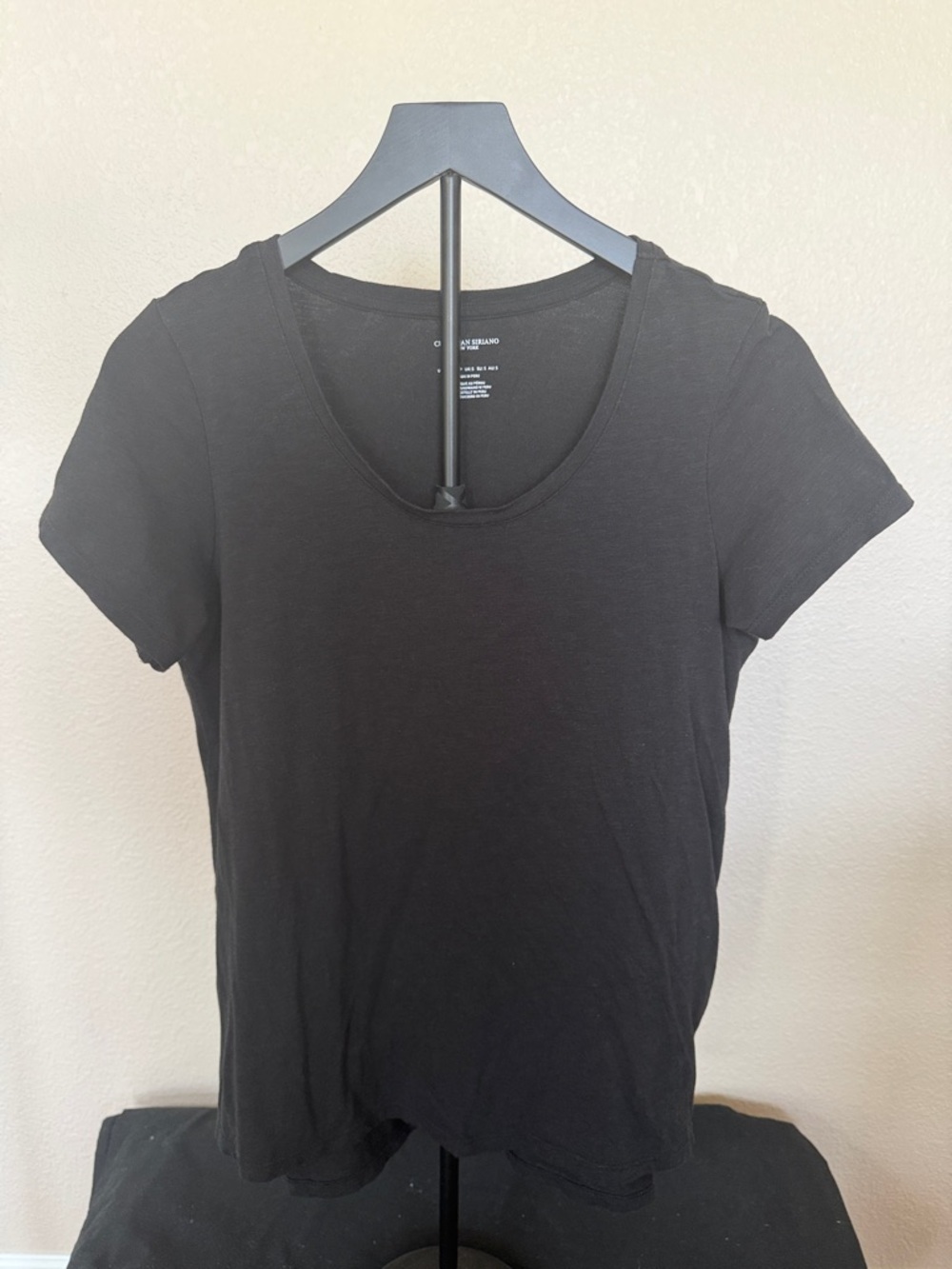 Christian Siriano Black Scoop Neck Short Sleeve Tee